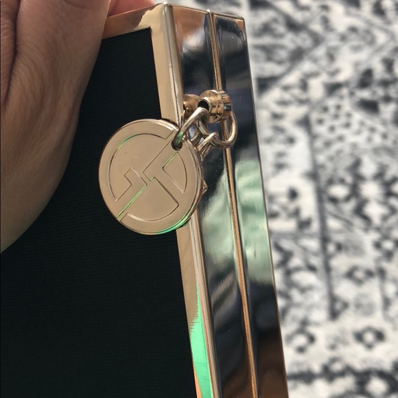 Authentic Giorgio Armani Clutch * - Picture 4 of 4